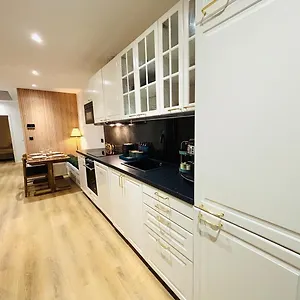  Apartment Camus Flats